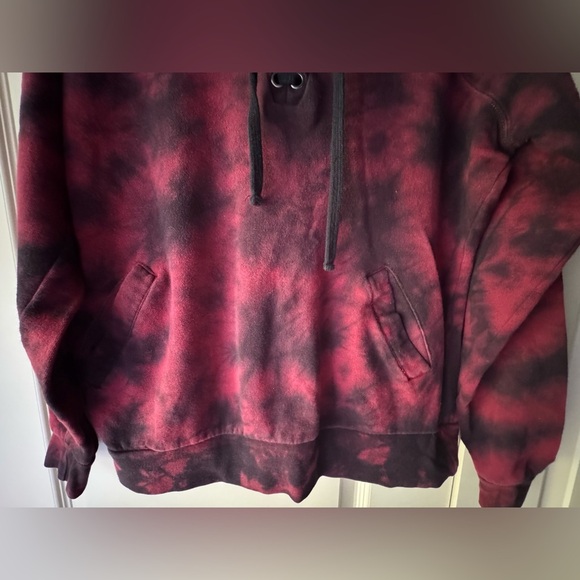 Hot Topic Women Burgundy Tie-Dye Hoodie - Picture 7 of 9